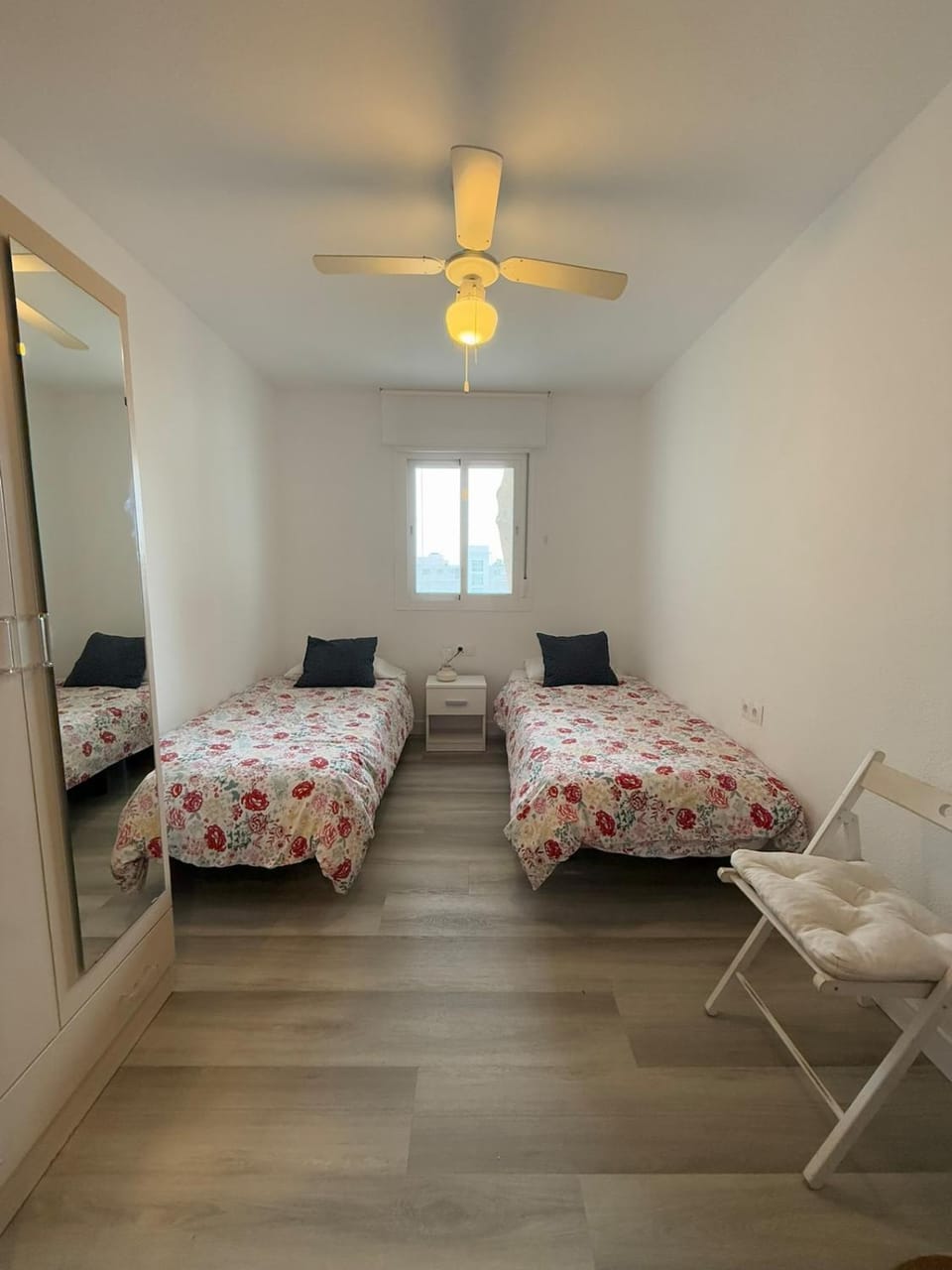 Stylish & sunny beach apartment with pool Apartment in Fuengirola