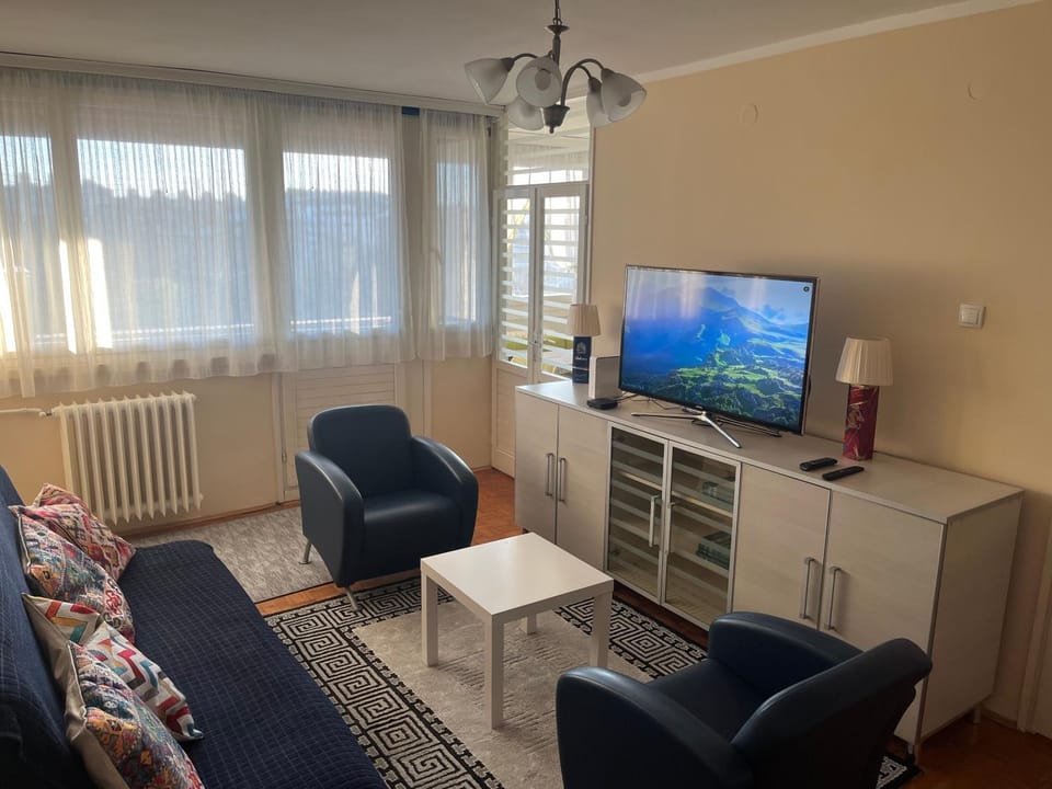 Comfort & Style Panoramic Urban Retreat 2 Apartment in Belgrade