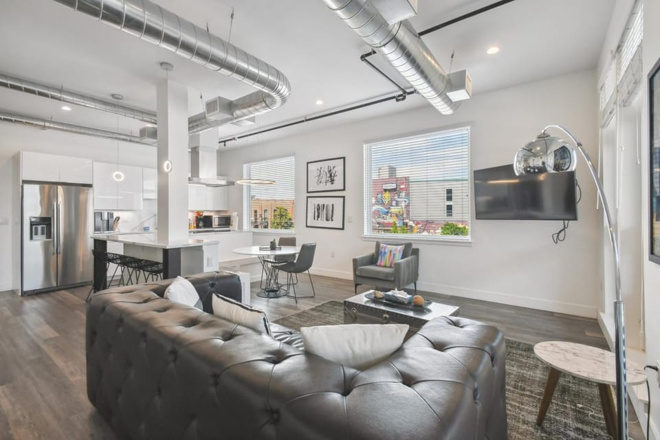 TV and multimedia, Living room, Seating area