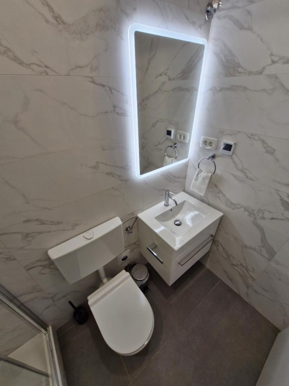Toilet, Bathroom