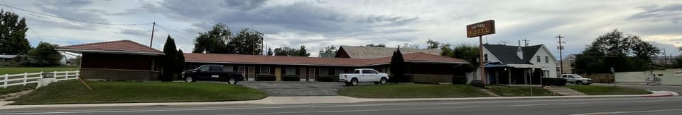Property building, Street view, Parking
