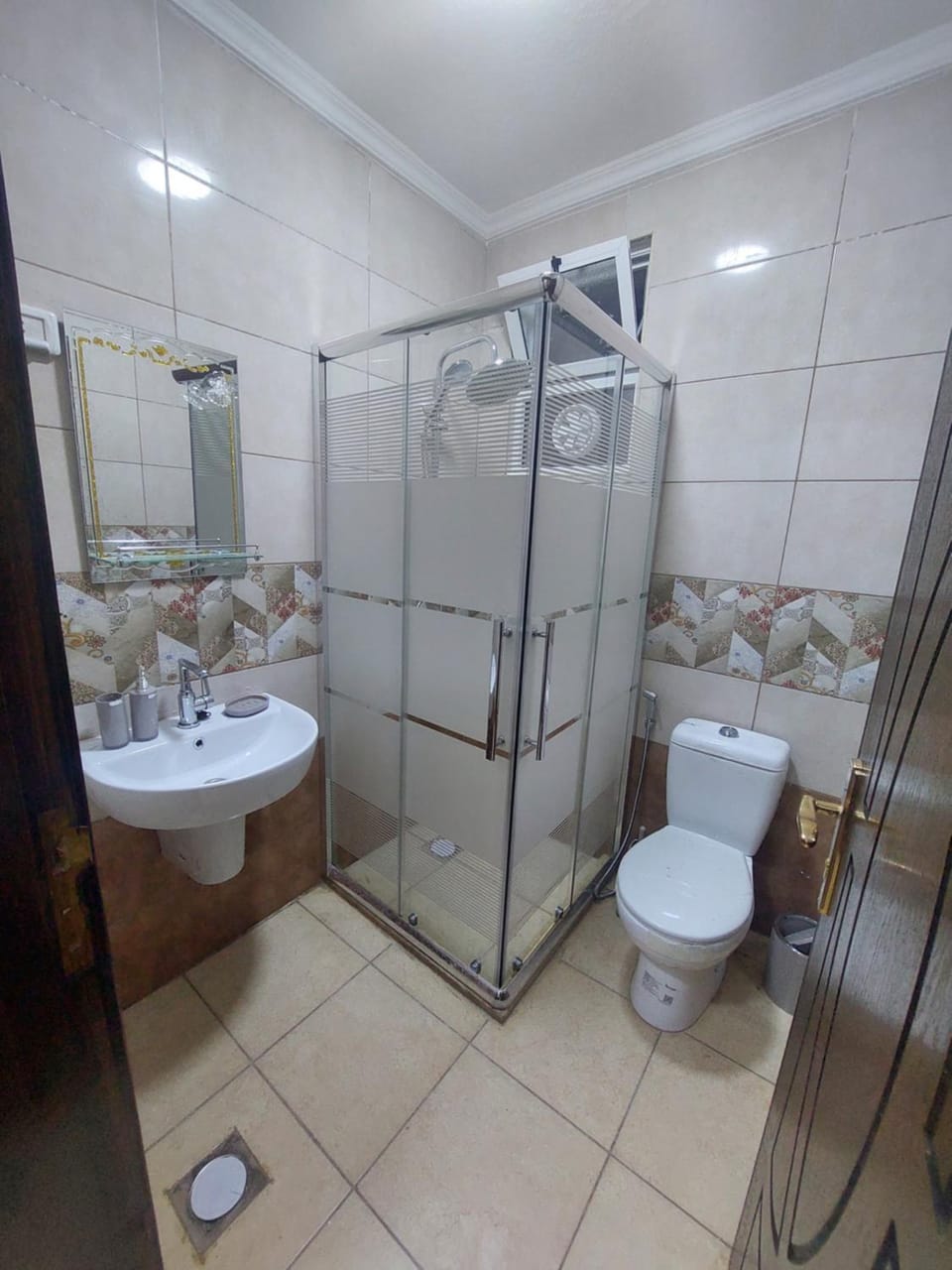 New zarqa Apartment in Africa