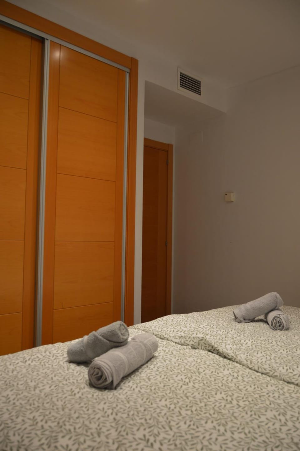 Bed, Bedroom, towels, wardrobe