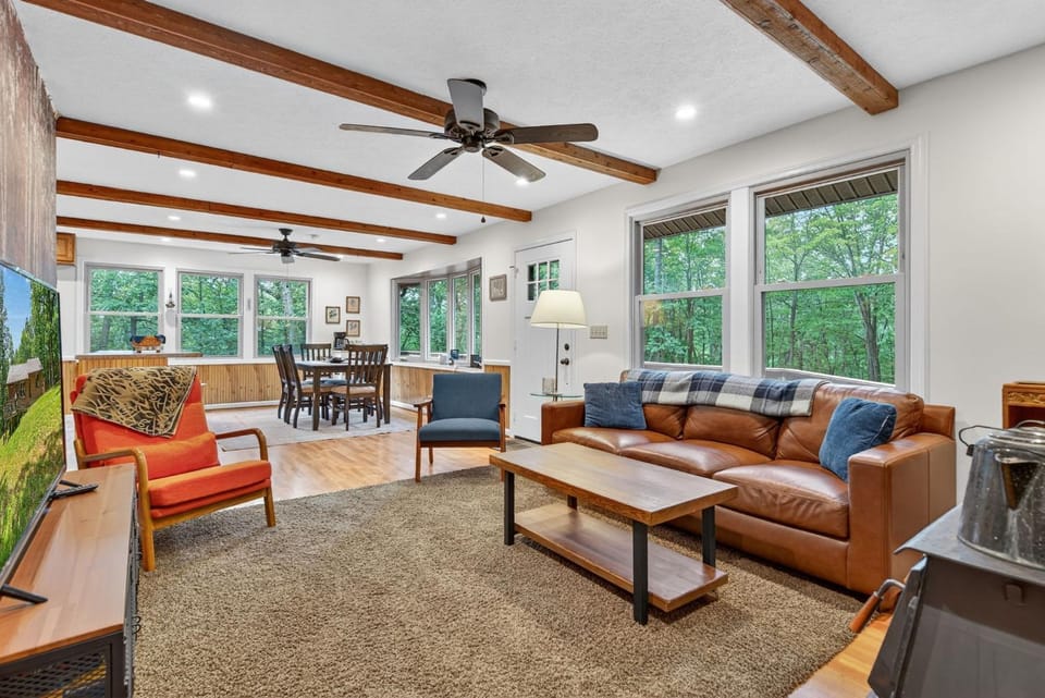 TV and multimedia, Living room, Seating area