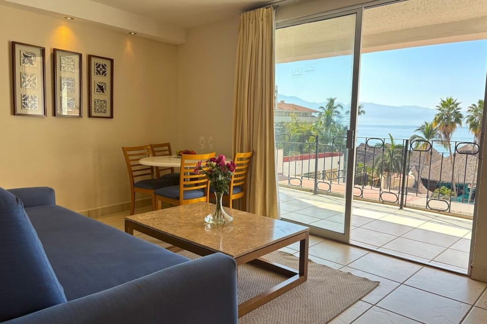 Ocean view & beach access! House in Puerto Vallarta