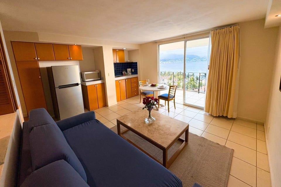 Oceanfront: Views & Amenities! House in Puerto Vallarta