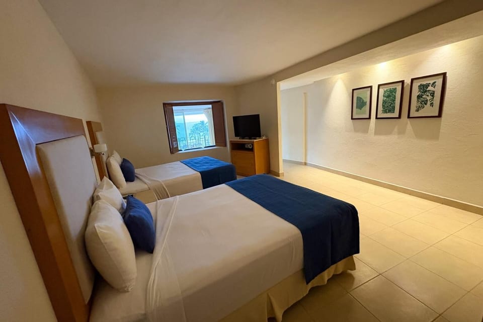 Ocean view & direct beach access! House in Puerto Vallarta