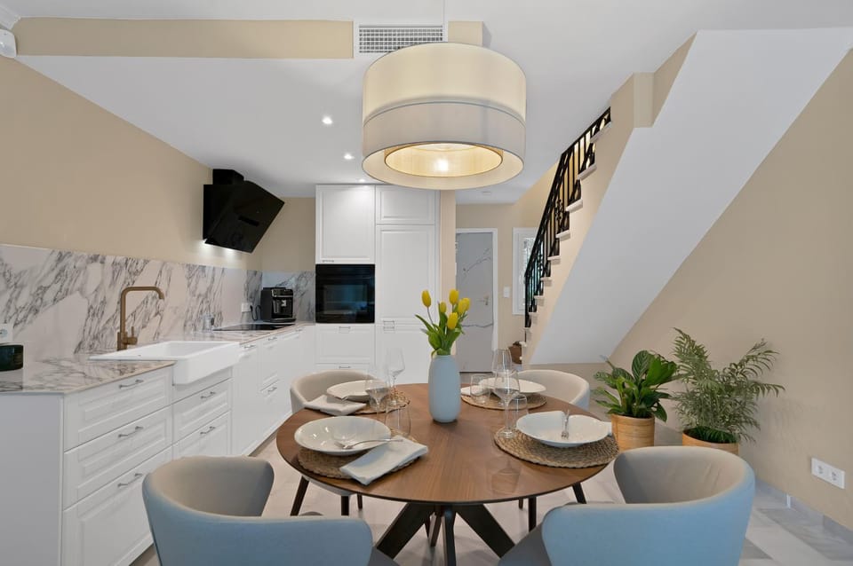 Townhouse in Heart of Calahonda House in Sitio de Calahonda