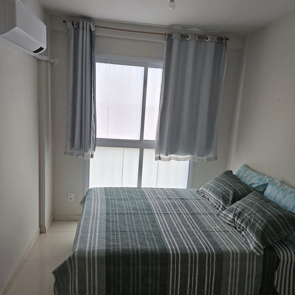 Bed, Bedroom, air conditioner
