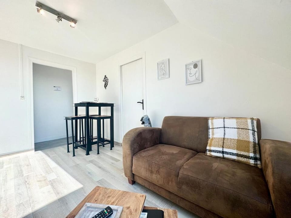 Le Saint Pathère - Proche A16 - Fibre Apartment in Calais