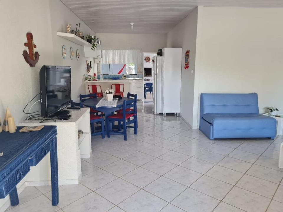 TV and multimedia, Kitchen or kitchenette, Dining area, oven, pet friendly