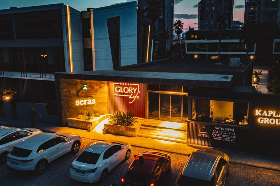 Property building, Night, Neighbourhood, City view, Street view, Location, Parking