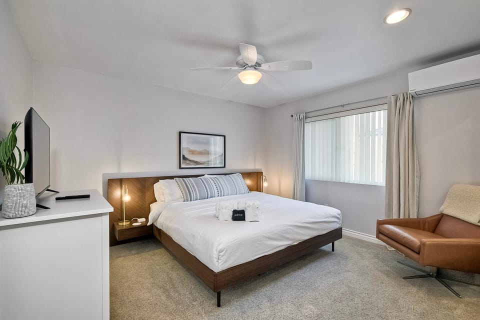 3080 Lincoln - Unit 12 House in Carlsbad