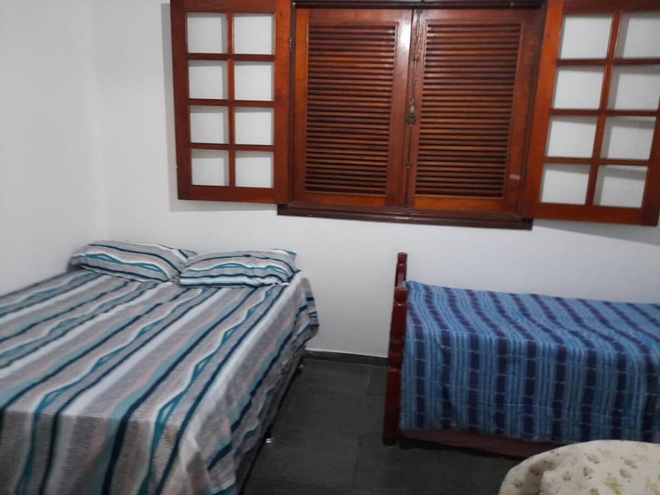 Casa em Caraguatatuba Praia Massaguaçu - condomínio a 70 metros da praia House in Caraguatatuba