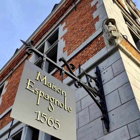 Property building, Property logo or sign, Street view