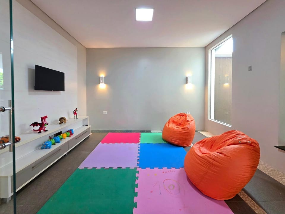5 Quartos 4 Banheiros, na Vila A, a 5 min Paraguai House in Foz do Iguaçu