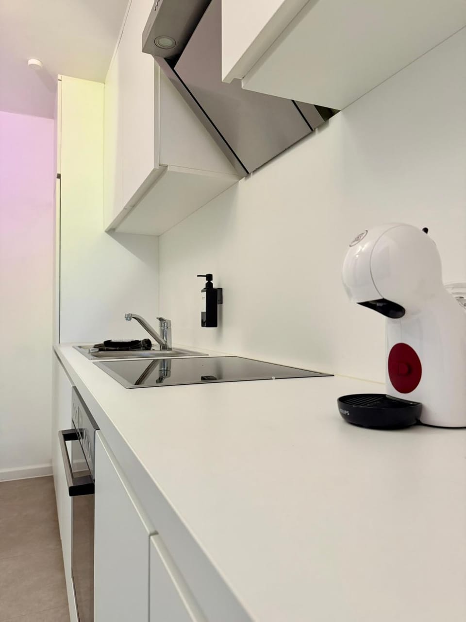 Coffee/tea facilities, Kitchen or kitchenette