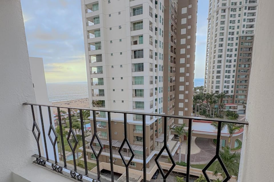 Oceanfront development, ideal for relaxation! House in Puerto Vallarta
