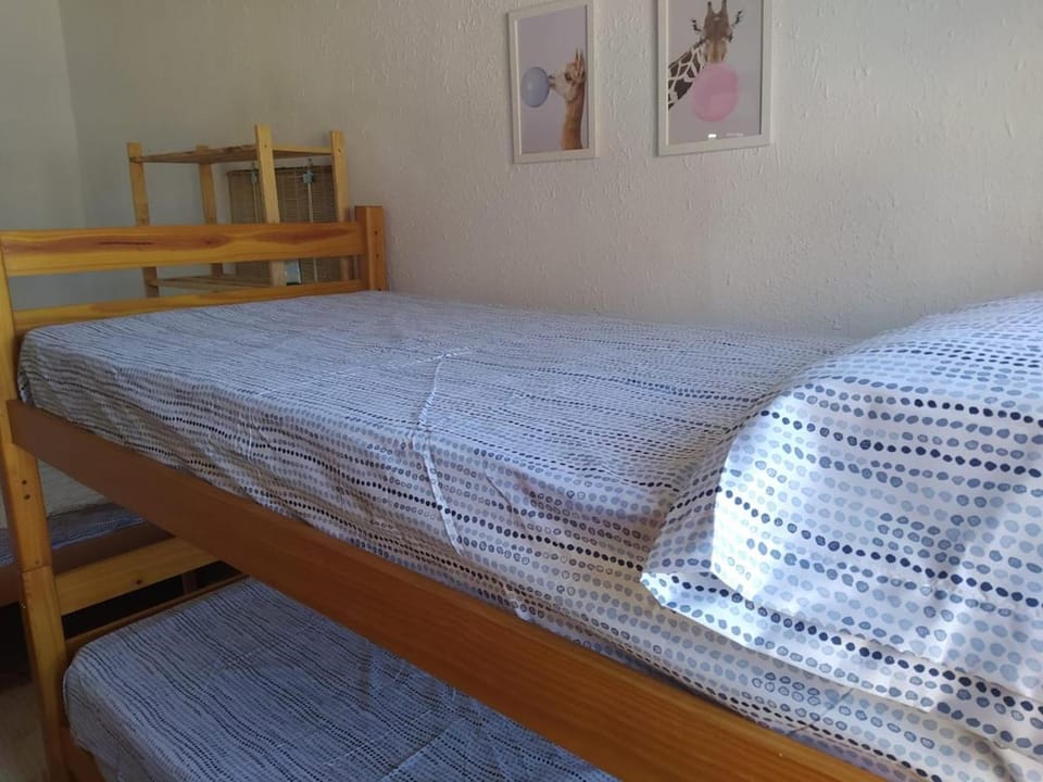 bunk bed