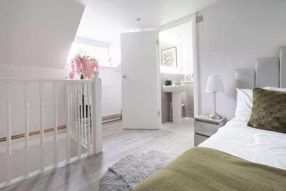 Jasmin Place Apartment in Luton