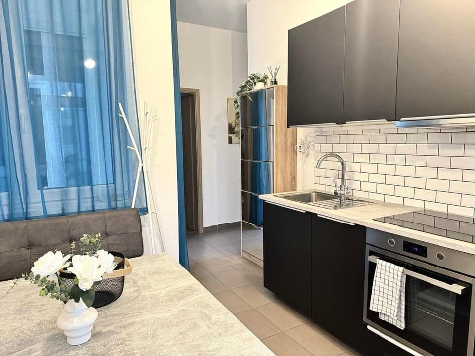 Thaly Residence - Can register a parking space Apartment in Budapest