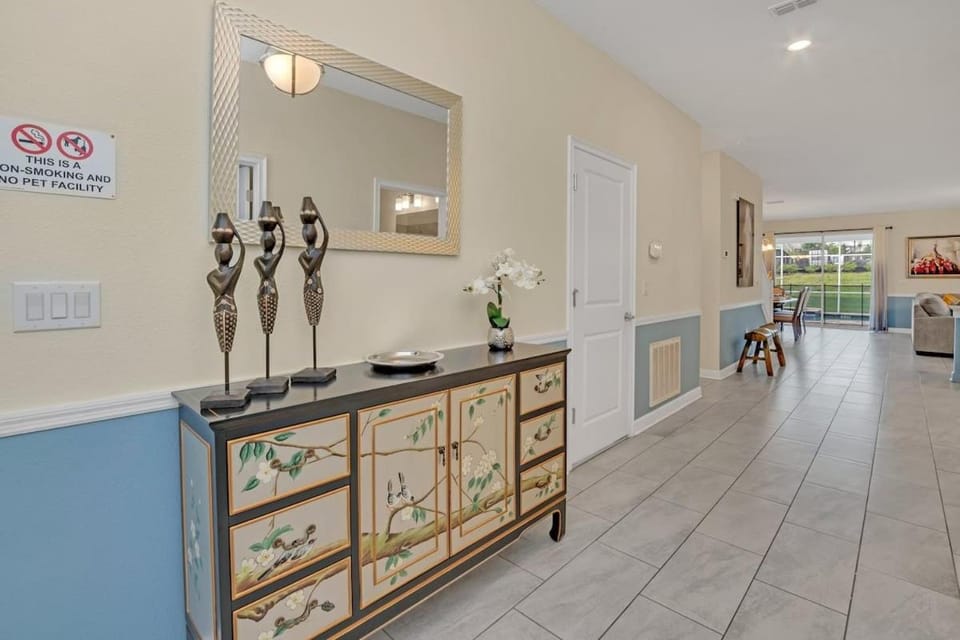 Big Ticket Dazzling 8BR Villa w Pool Spa Near Disney Villa in Four Corners