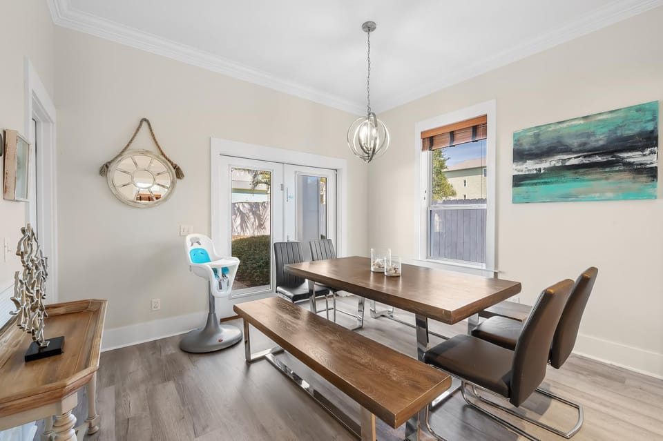 Dining area, Dinner
