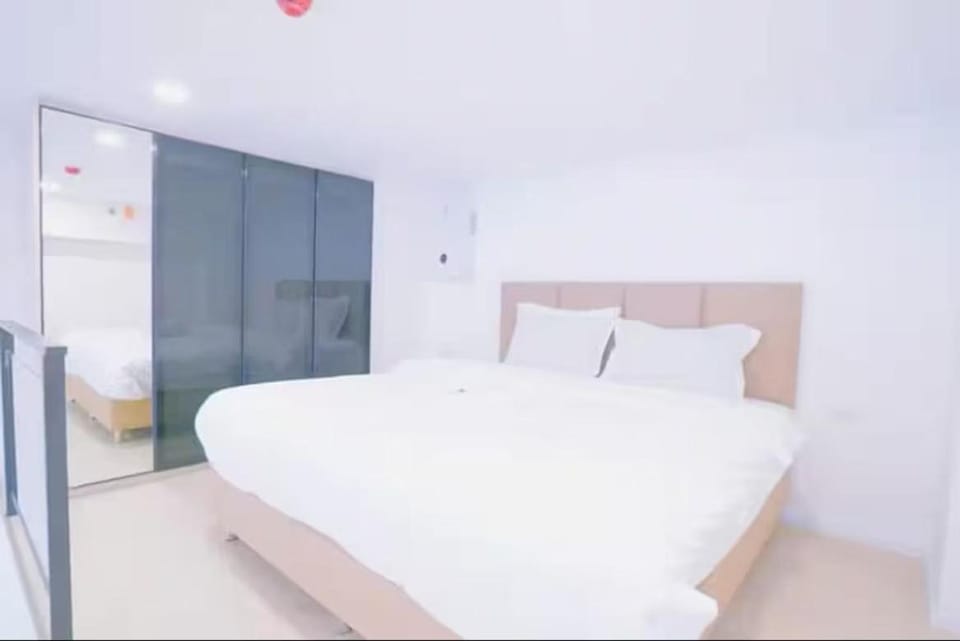 Rama9 Sky Loft 1Br Qeiet Higt Apartment in Bangkok
