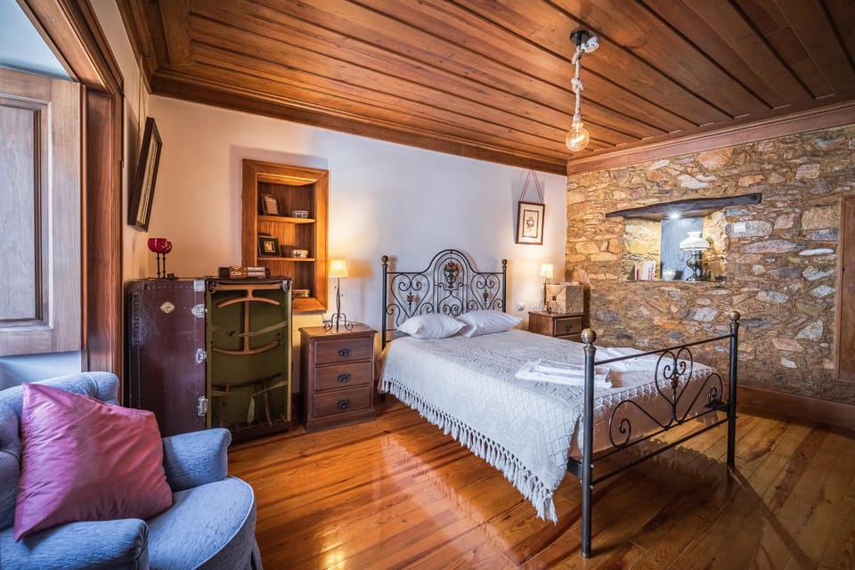 Villa Casas de São Francisco da Chã Vacation rental in Coimbra District, Portugal