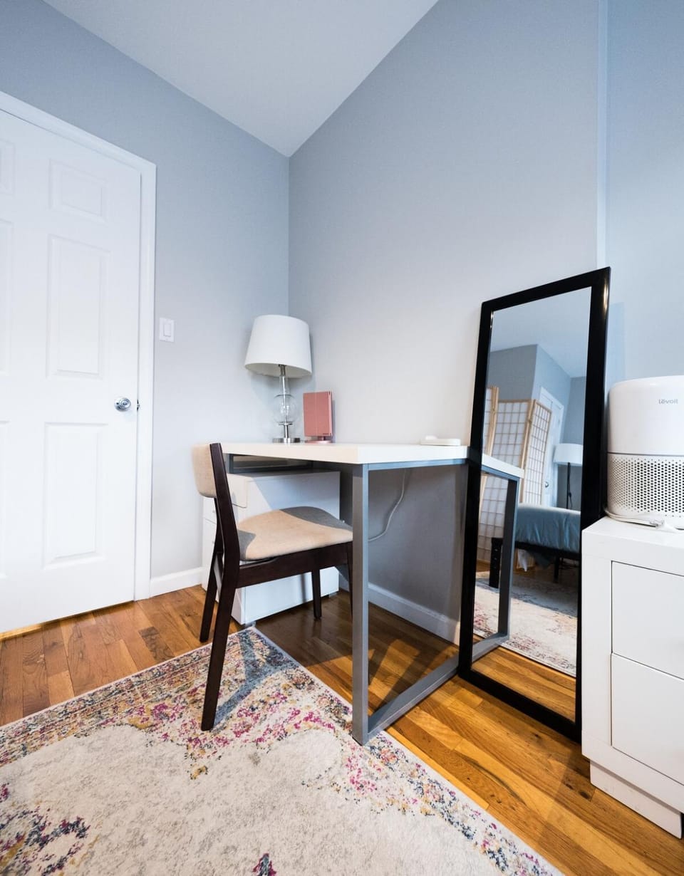 2BR APT near Mount Sinai & Metropolitan Hospitals Apartment in Upper Manhattan