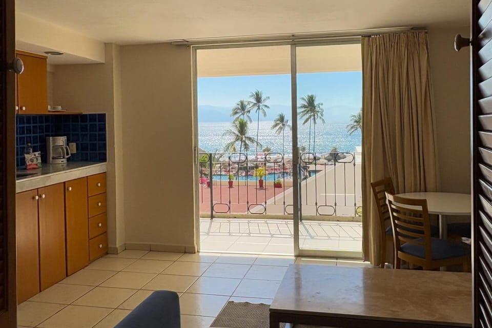 Partial Oceanfront View & Restaurants! House in Puerto Vallarta