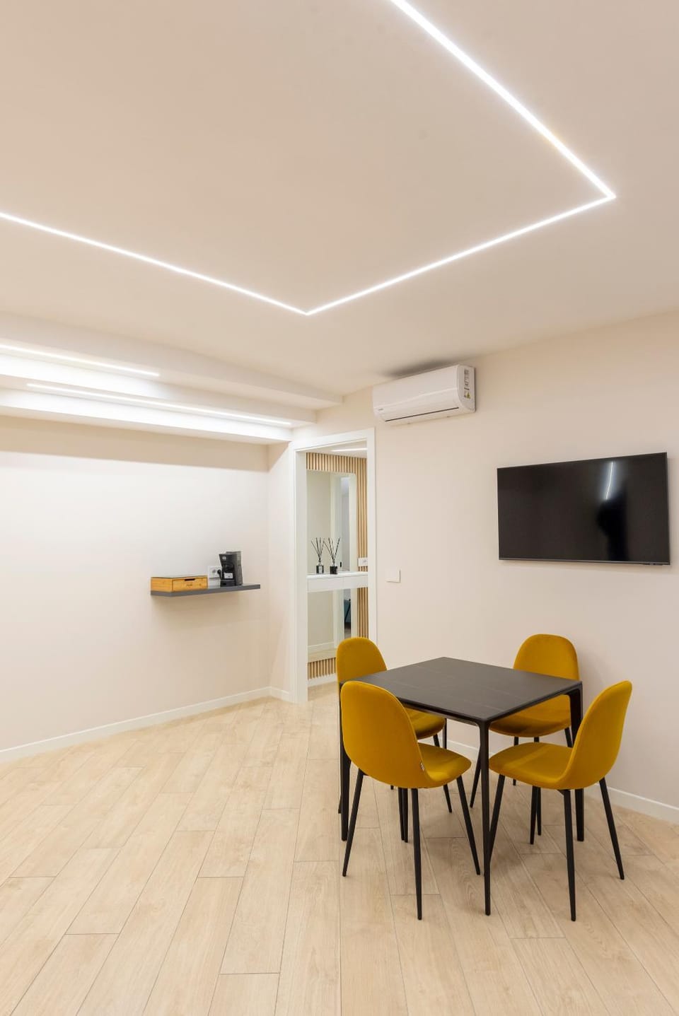 chiatamone seafront Apartment in Naples
