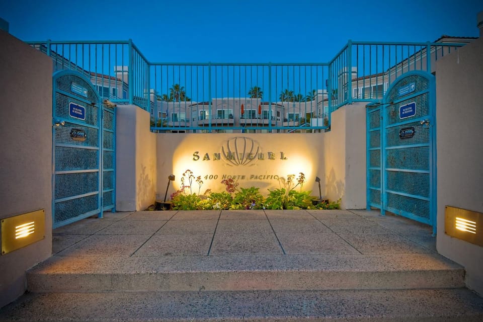 400 N Pacific - Unit 203 House in Oceanside