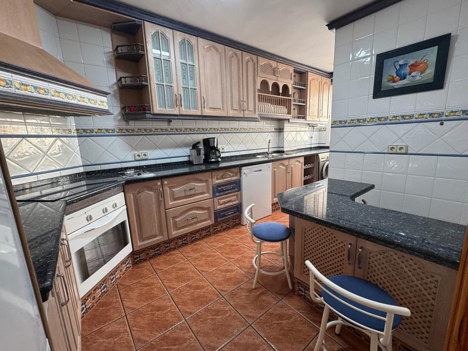 Kitchen or kitchenette, Dining area, dishwasher, oven, stove, toaster