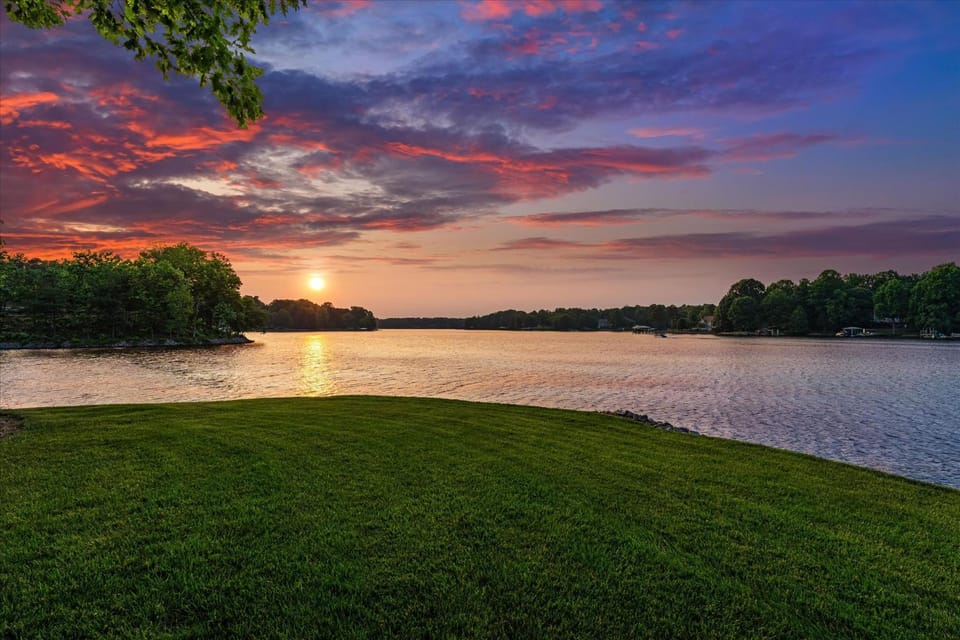 Grand Bay House in Mooresville