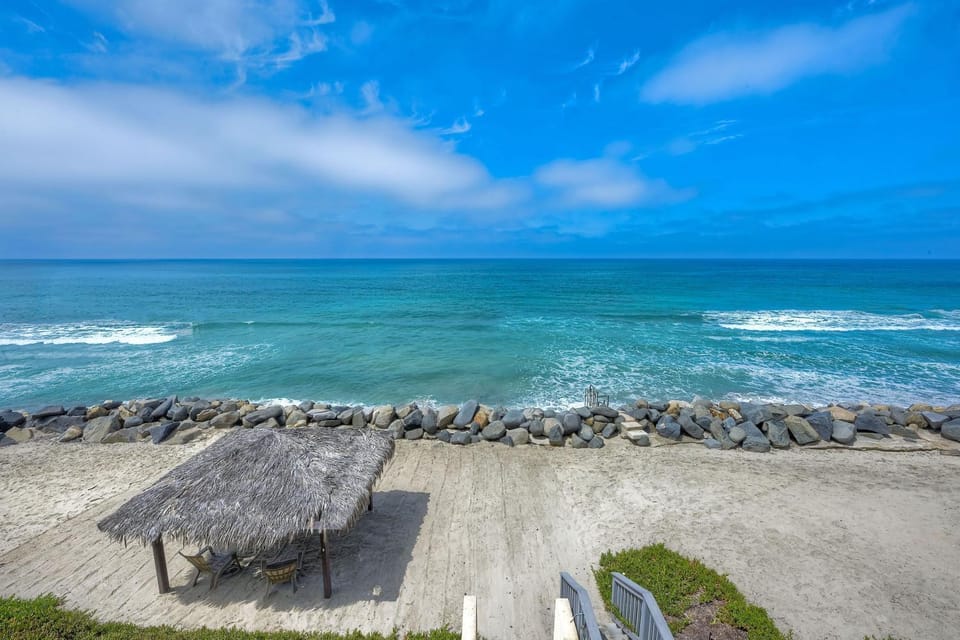 1745 S Pacific House in Oceanside