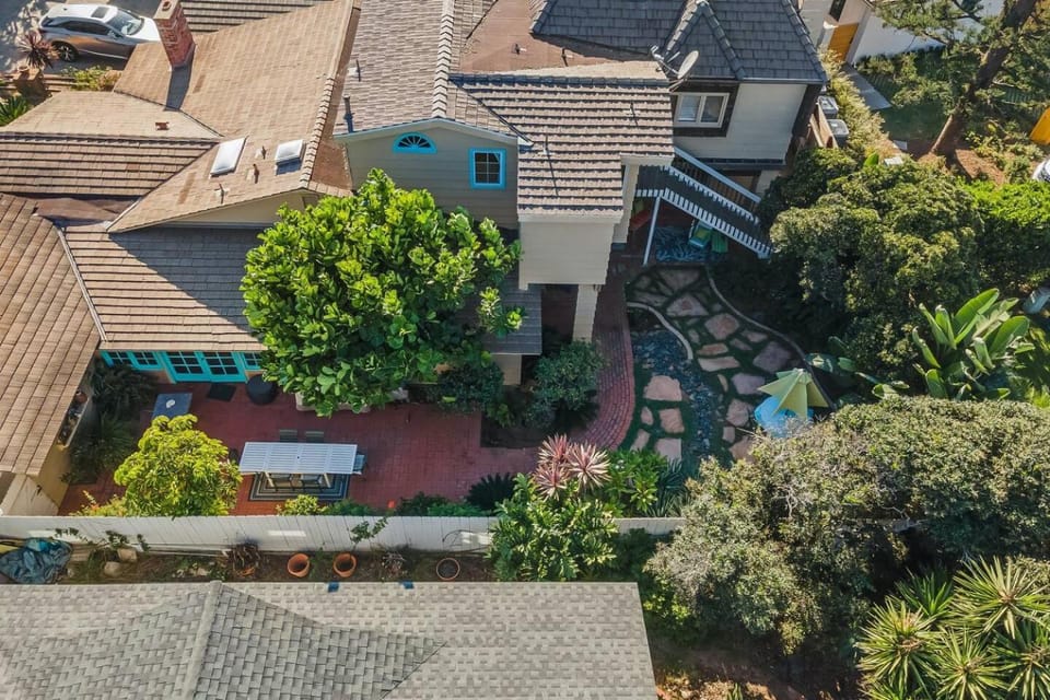 5051 Shore Drive House in Carlsbad