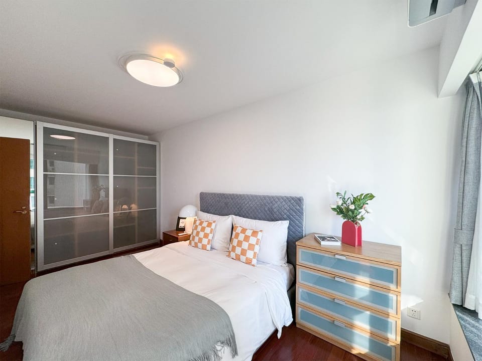 Bed, Photo of the whole room, Bedroom, wardrobe