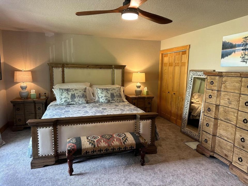 Bed, Bedroom