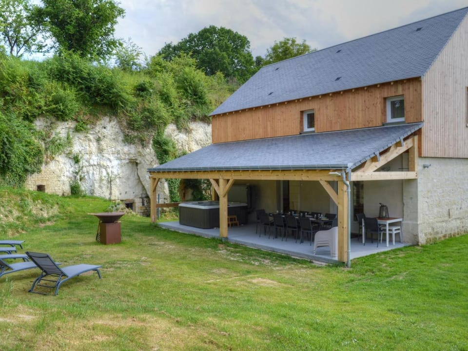 Gîte de charme en Touraine avec spa et jardin privé - FR-1-381-610 House in Centre-Val de Loire