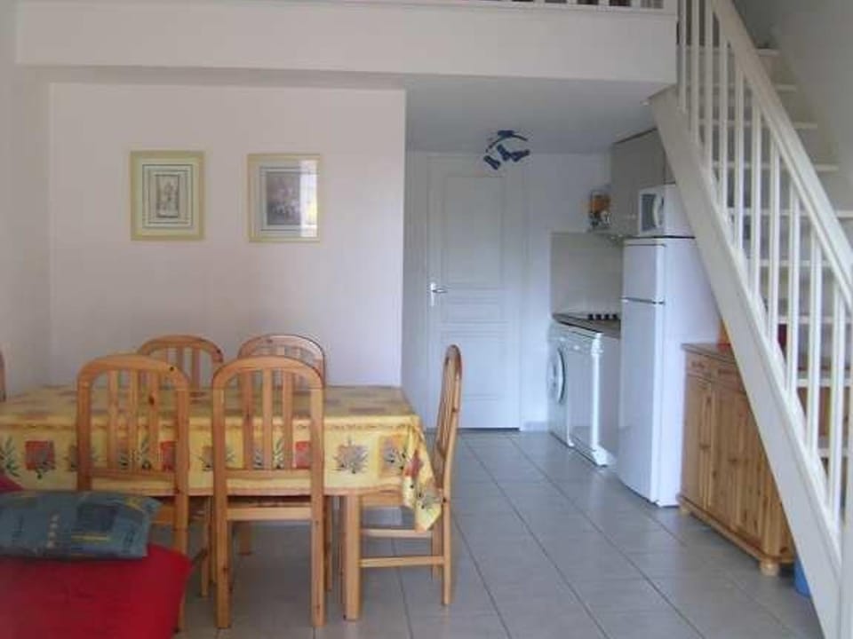 Pavillon 6 Pers avec Piscine et Parking, Proche Plage - FR-1-781-90 House in Occitanie