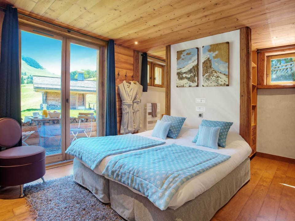 Chalet 5★ avec spa, sauna & hammam pour 15 pers, proche pistes - FR-1-304-304 Chalet in Manigod