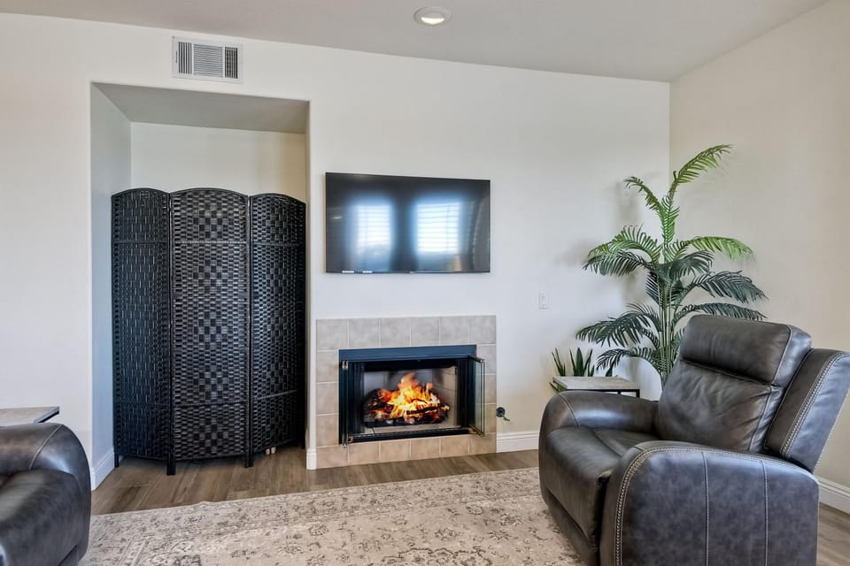 4025 Canario Street House in Carlsbad