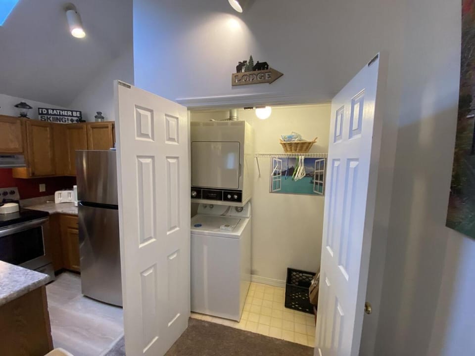 Pico Village Resort G301 House in Mendon