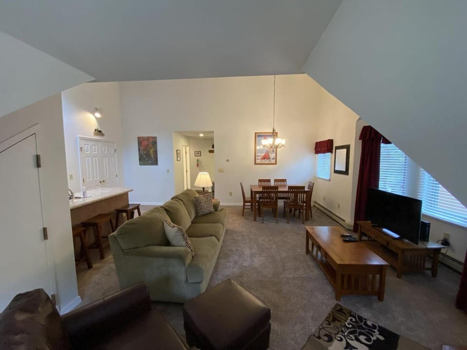 Pico Village Resort G301 House in Mendon