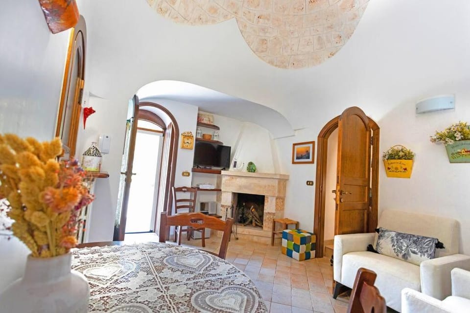 Trullo Monza - service fee waived Villa in Apulia