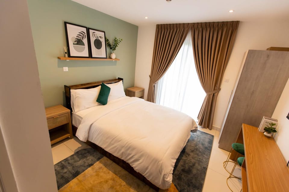 Vibrant Studio at Loxwood House Apartment in Accra