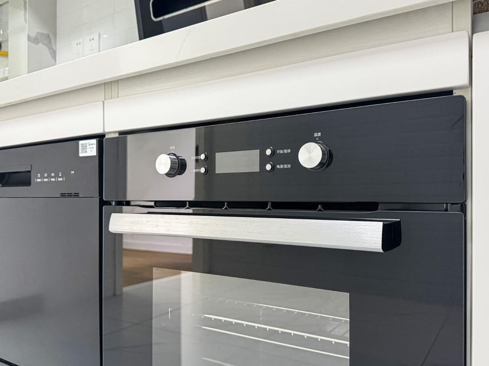 Kitchen or kitchenette, oven, stove