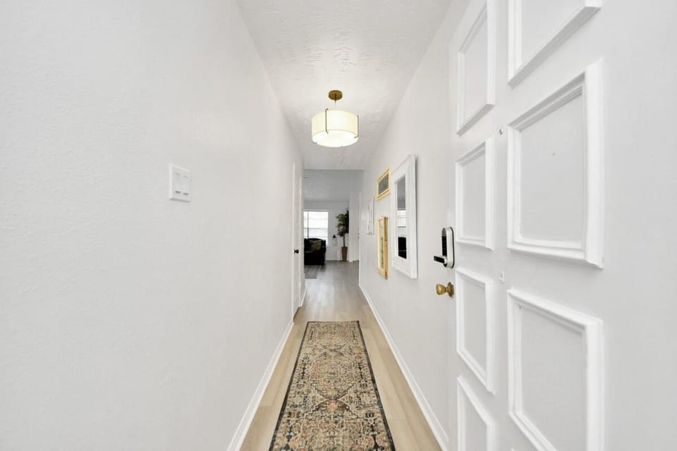 Spacious 3BR Retreat Near Katy's Top Attractions Apartment in Houston