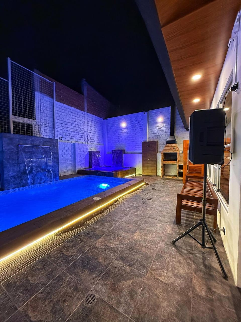 Evening entertainment, Pool view, Swimming pool